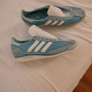 adidas Teal and White Heeled Boots